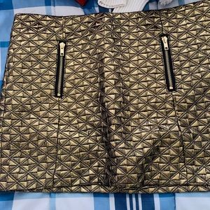 GOLD SHIMMER MINI SKIRT NEVER WORN